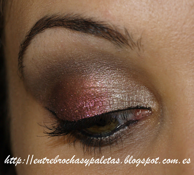 Look velvet vampire de Fyrinnae – Entre brochas y paletas | Blog de belleza