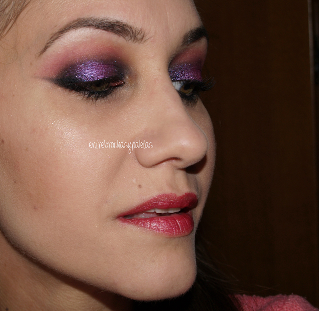 Ahumado con pigmento rosa | Maquillaje Navidad – Entre brochas y paletas | Blog de belleza