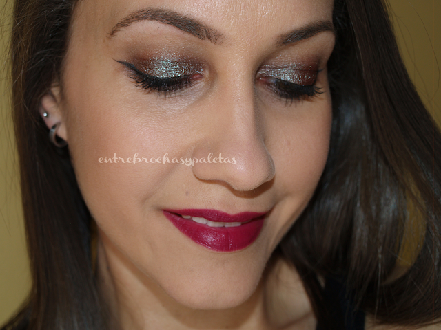 Maquillaje con pigmento Blue brown de Mac – Entre brochas y paletas | Blog de belleza