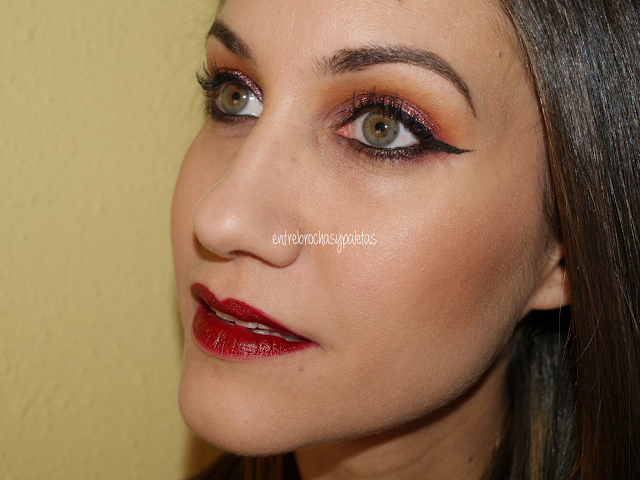 Maquillaje Navidad con pigmento 86 de Inglot  – Entre brochas y paletas | Blog de belleza