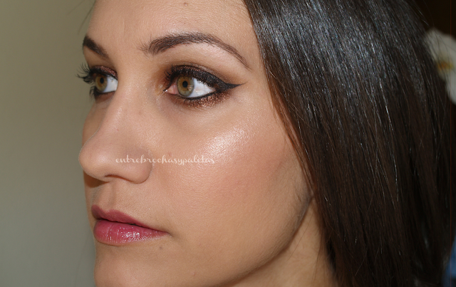 Maquillaje con carbonized y 100 strokes de Mac – Entre brochas y paletas | Blog de belleza